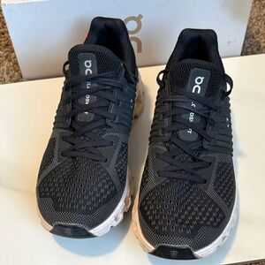 On Cloudswift Running Black and White Athletic Shoes
